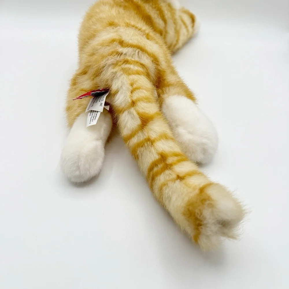 Douglas cuddle toy